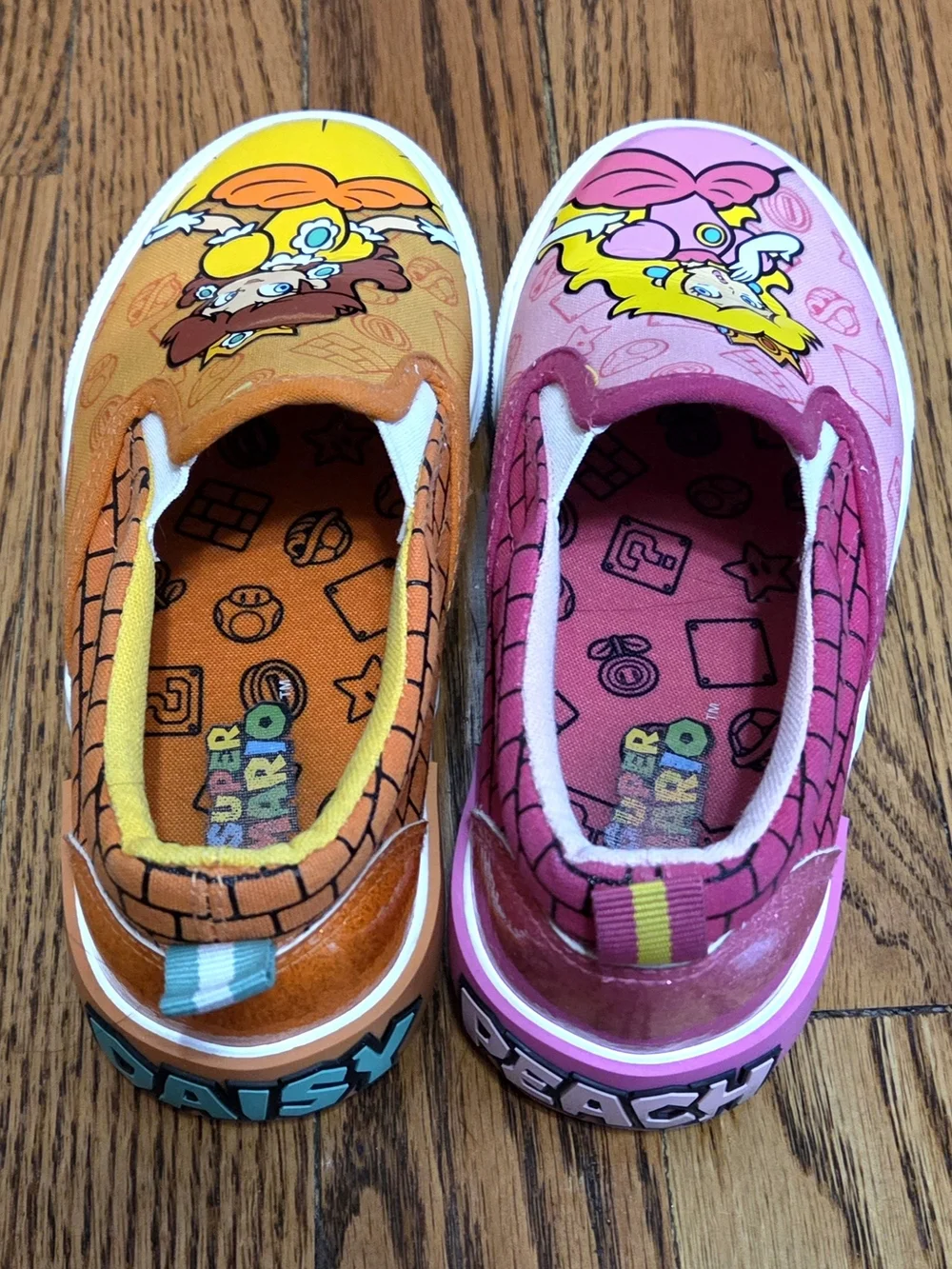 Super Mario Princess Slip-On Kids Sneakers - Pink & Orange